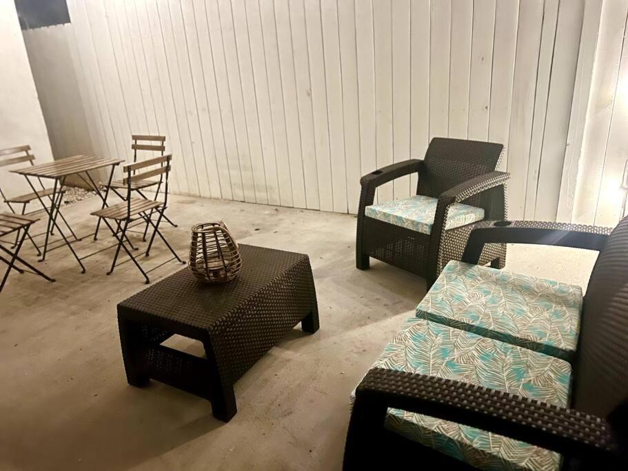 Intimate Casita Mia Minutes Away From Airport, Calle 8, Brickell, Coral Gables, The Beach And More! Miami Eksteriør bilde