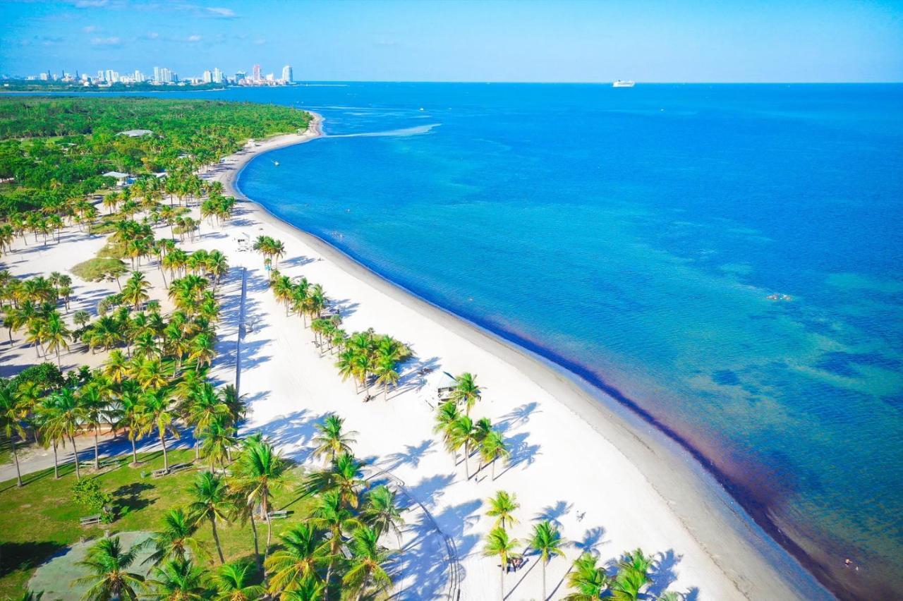 Intimate Casita Mia Minutes Away From Airport, Calle 8, Brickell, Coral Gables, The Beach And More! Miami Eksteriør bilde