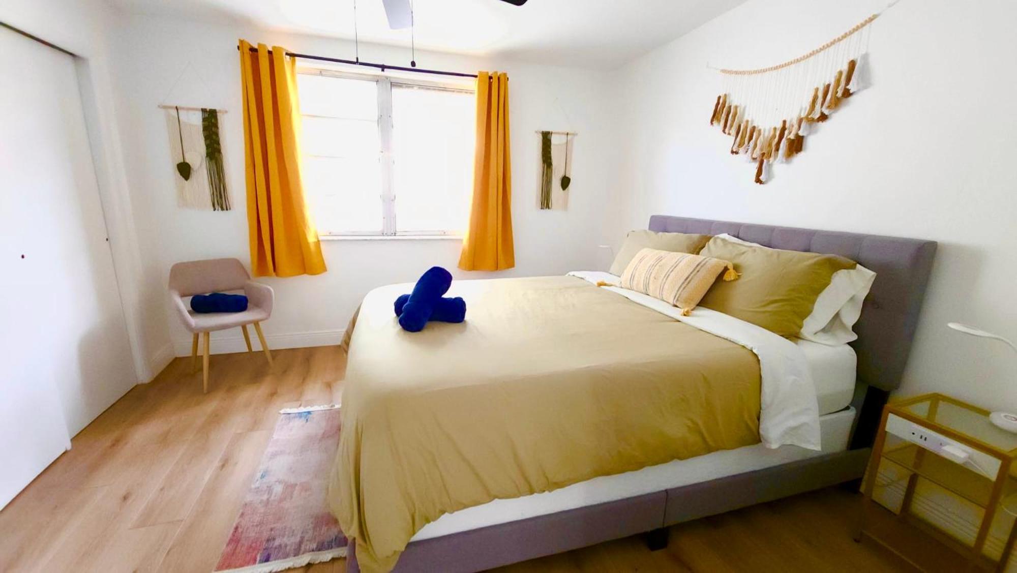 Intimate Casita Mia Minutes Away From Airport, Calle 8, Brickell, Coral Gables, The Beach And More! Miami Eksteriør bilde